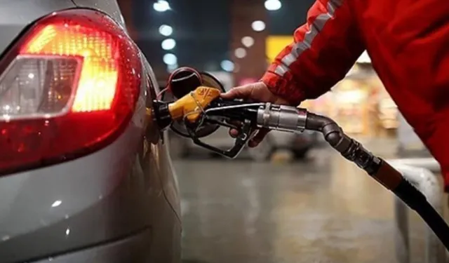 Akaryakıt Fiyatları Yine Yükseldi: Benzin ve Motorine Yeni Zam