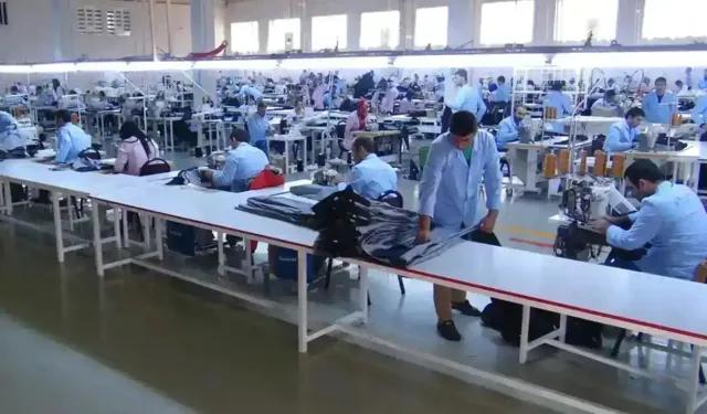 TÜİK: Ücretli çalışan sayısı yıllık yüzde 1,2 arttı