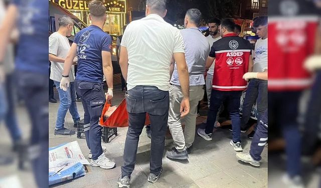 Siirt’te Kaldırımda Baygın Bulunan Genç Hastaneye Kaldırıldı