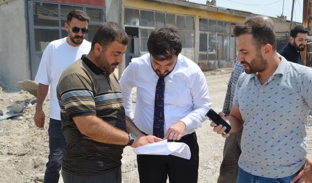 Başkan Akbaba, Yol Düzenleme Çalışmalarını Yerinde İnceledi