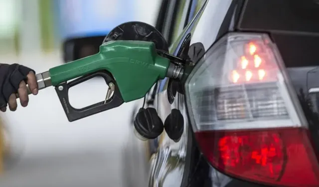 Motorine Zam! Yeni Fiyatlar Gece Yarısı Yürürlüğe Girdi