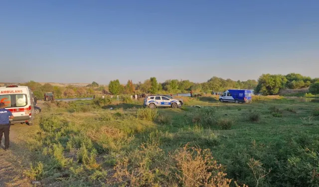 Serinlemek için Dicle Nehrine giren 3 kişiden 1’i kayboldu!