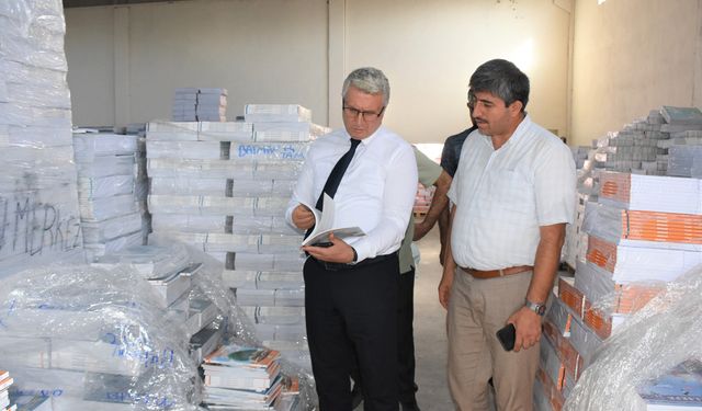 Batman’da ders kitapları okullara ulaştırılıyor