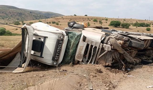 Kontrolden Çıkan TIR Kaza Yaptı: 3 Kişi Yaralandı