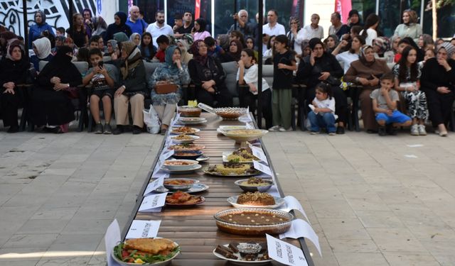 Bitlis’in Yöresel Yemekleri Beğeniye Sunuldu
