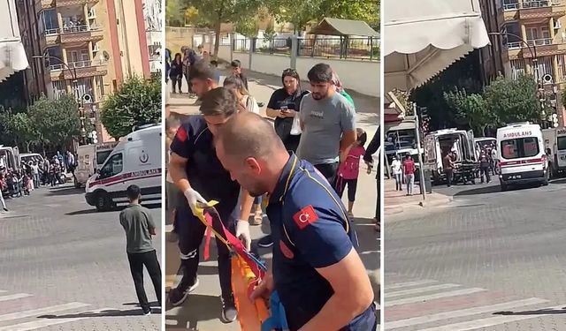 Siirt’te Yolun Karşısına Geçen Çocuklara Araç Çarptı