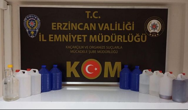 42 Litre Kaçak İçki Ele Geçirildi