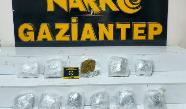 Durdurulan araçta 5 kilo 400 gram skunk ele geçirildi
