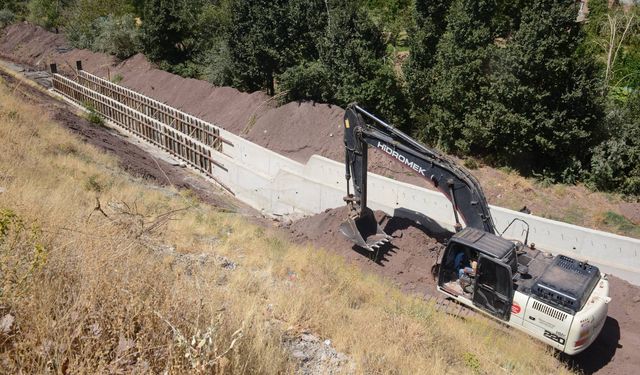 Ahlat’ta ‘Dere Islah Projesi’ Çalışmaları Başladı