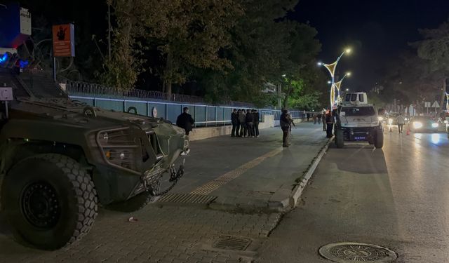 Tatvan’da gece yarısı şok uygulama: 976 kişi sorgulandı