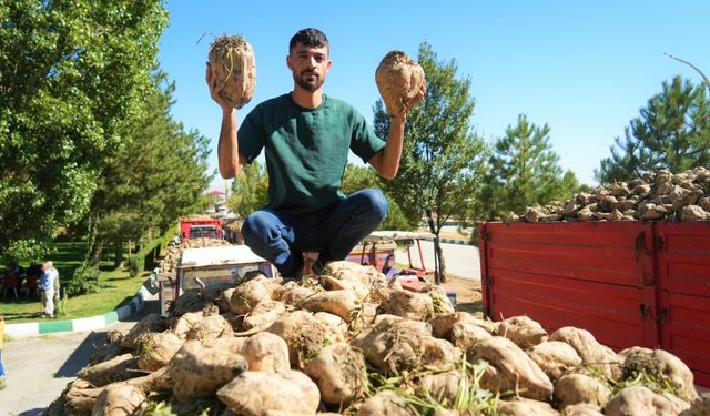Muş’ta Şeker Pancarı Kampanyası Başladı: 2 Milyar TL Ekonomik Katkı Hedefleniyor