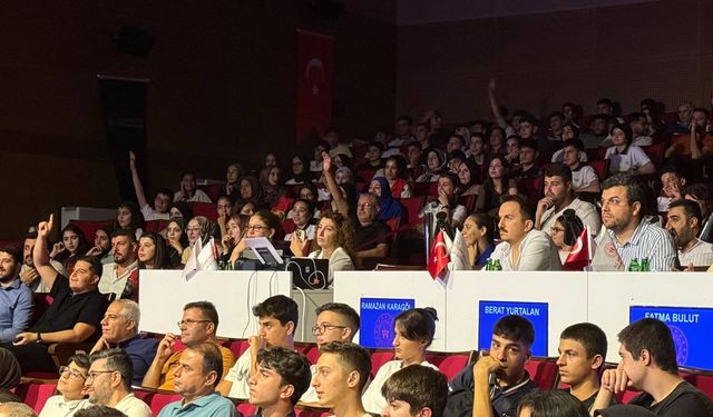 Batman’da bilgi yarışması bölge finalinin heyecanı yaşandı