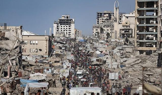 Gazze'de 60 şehidin naaşına ulaşıldı