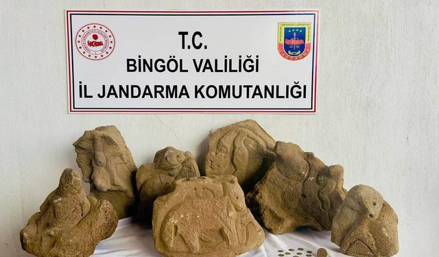 Bingöl’de Tarihi Eser Operasyonu: 30 Obje Ele Geçirildi