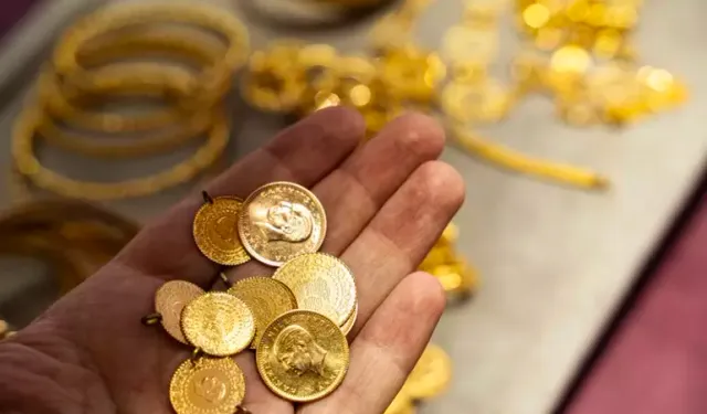 Altın Fiyatlarında Düşüş Sürüyor: Güncel Gram ve Çeyrek Altın Fiyatları..