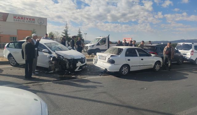 Bingöl’de zincirleme kaza: 4 yaralı