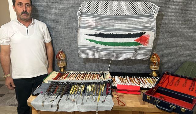 35 Yıllık Tespih Koleksiyonu Gazze İçin Satışta