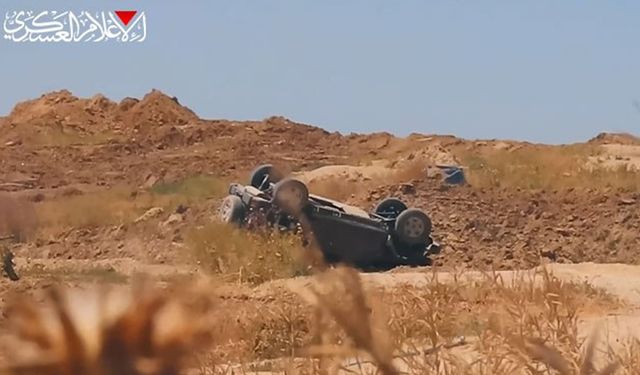 Kassam Tugayları işgalcilerin iki cipini vurdu: Ölü ve yaralılar var