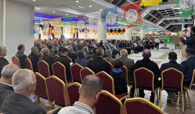 DEM Parti Bitlis 2. Olağan Kongresini Coşkuyla Gerçekleştirdi