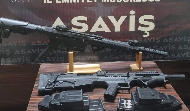 Oto yıkamada husumet: Silah ve şarjörler ele geçirildi