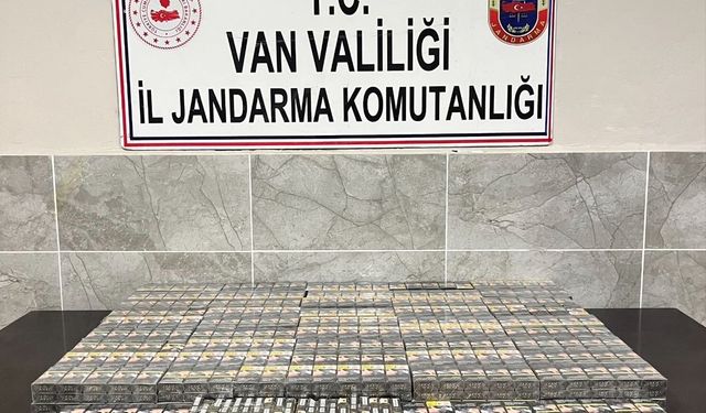 Van’da jandarmadan kaçak sigara operasyonu: 3 bin 75 paket ele geçirildi