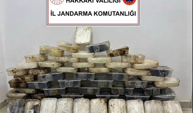 Hakkari’de 81 Kilo Metamfetamin Ele Geçirildi