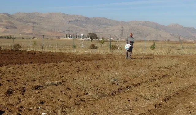 Çiftçiler Kışlık Ekim Mesaisine Başladı