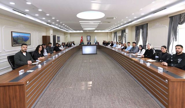 Bitlis Eren Üniversitesi’nde Öğrenci Senatosu Toplantısı Yapıldı