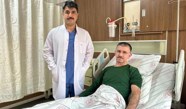 Siirt'te "Staghorn" böbrek taşı tek seansta temizlendi