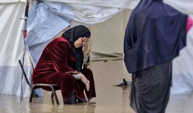 Gazze'de yağış ve soğuk hava nedeniyle 17 kişi şehit oldu