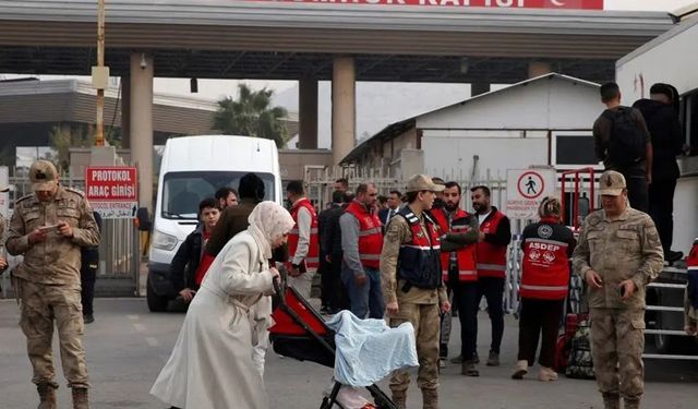 Bakan Yerlikaya Ülkesine Dönen Suriyeli Sayısını Açıkladı
