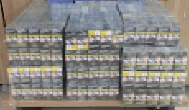 Siirt’te Araçta 1.800 Paket Kaçak Sigara Ele Geçirildi