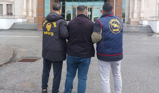 Muş’ta 20 yıl kesinleşmiş hapis cezası bulunan hükümlü yakalandı