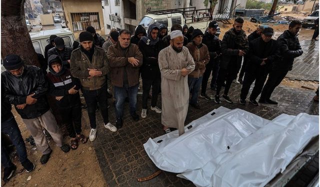 Gazze’de şehitler için veda programı