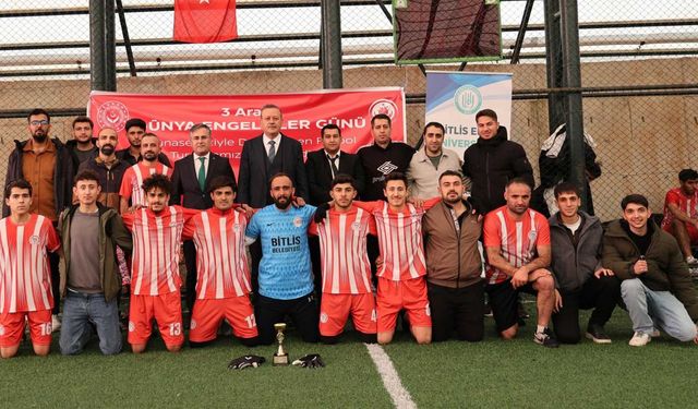 Bitlis’te Dünya Engelliler Günü’ne Özel Halı Saha Futbol Turnuvası