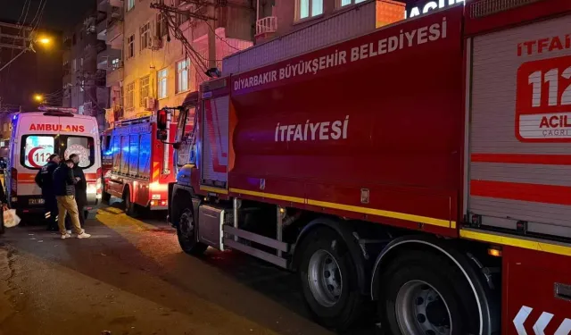 Eşiyle Tartışan Kişi Evini Ateşe Verdi