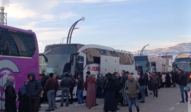 150 Umreci Dualarla Kutsal Topraklara Uğurlandı