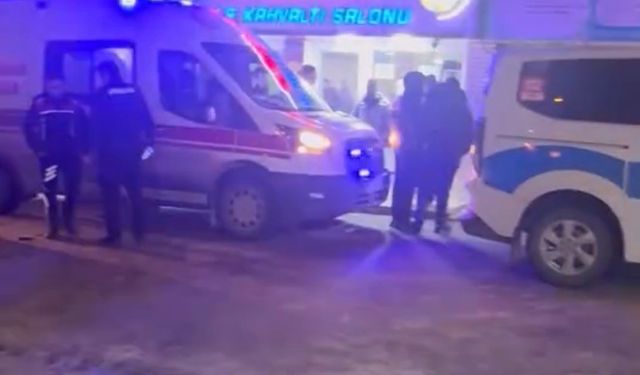 İki Grup Arasında Bıçaklı Kavga: 1 Kişi Yaralandı