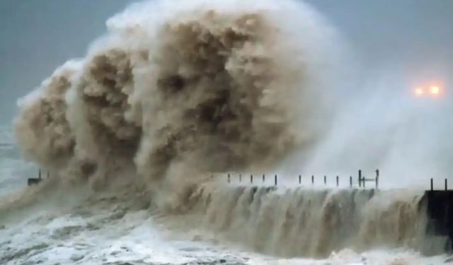 Meteorolojiden Denizlerde Fırtına Uyarısı
