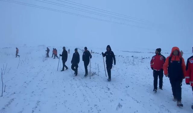 Diyarbakır’da Kayıp Nimet Kılıç’ı Arama Çalışmaları 6’ncı Gününde Sürüyor