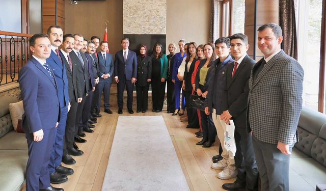 Bitlis Valisi Karakaya’dan Mülki İdare Amirlerine İdareciler Günü Tebriği