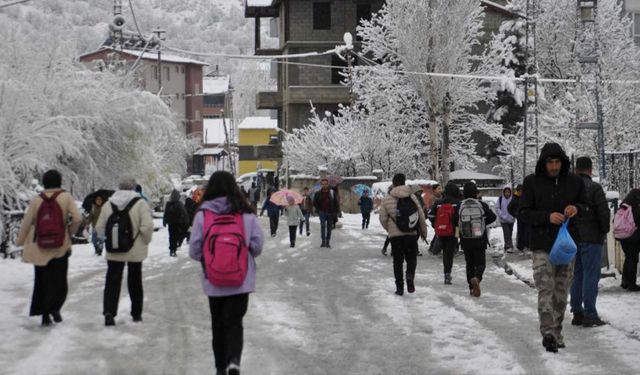 Bitlis’te Taşımalı Eğitim ve Köy Okullarına Kar Tatili