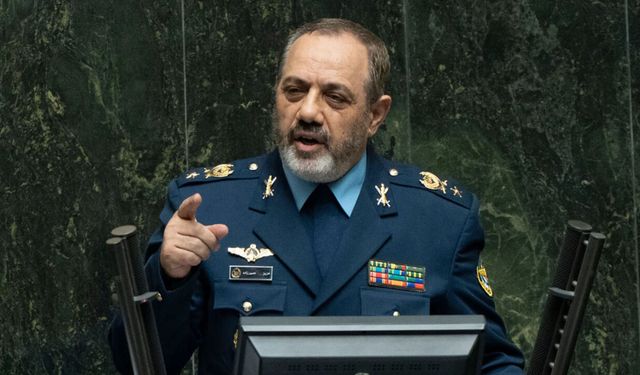 İran'dan Trump'a yanıt: Tehditlere boyun eğmeyeceğiz