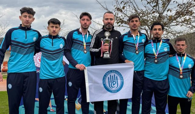 Bitlis Eren Üniversitesi Kros Takımı Türkiye Üçüncüsü Oldu