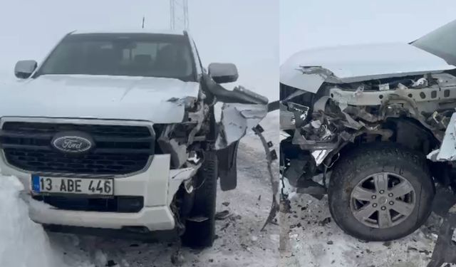 Bitlis–Güroymak Yolunda Çöp Kamyonu ile Pickup Çarpıştı