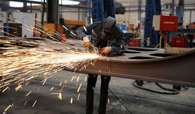 Sanayi Üretimi Hızlandı: Aylık ve Yıllık Artış