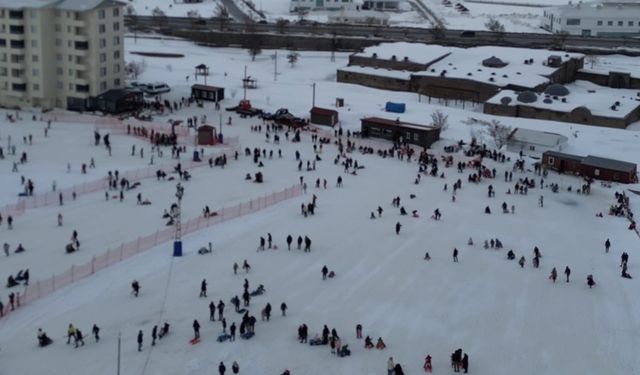 El Aman Kayak Merkezi’ndeki Yoğunluk Havadan Görüntülendi