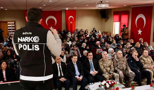 Bitlis’te Uyuşturucu ve Siber Suçlara Karşı Farkındalık Programı