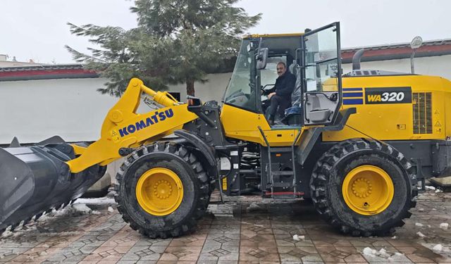 Başkan Şam’dan Belediye Envanterine Yeni İş Makinesi