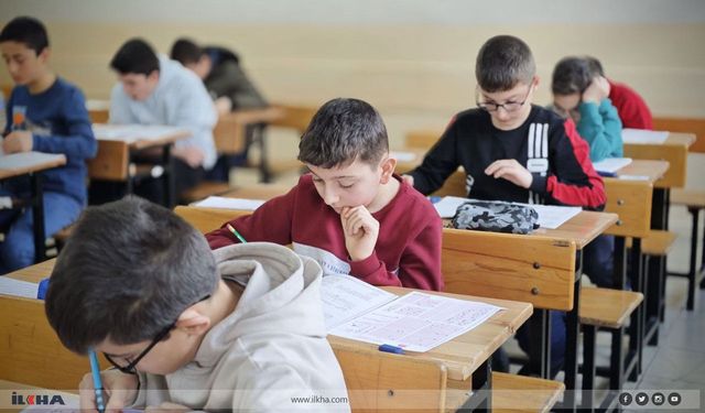 18 Milyon Öğrenci Ders Başı Yaptı